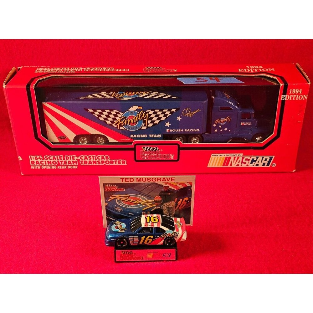 TED MUSGRAVE NASCAR #16 TRANSPORTER BUNDLE w/MATCHING STOCKCAR & PLAYER CARD-NIB